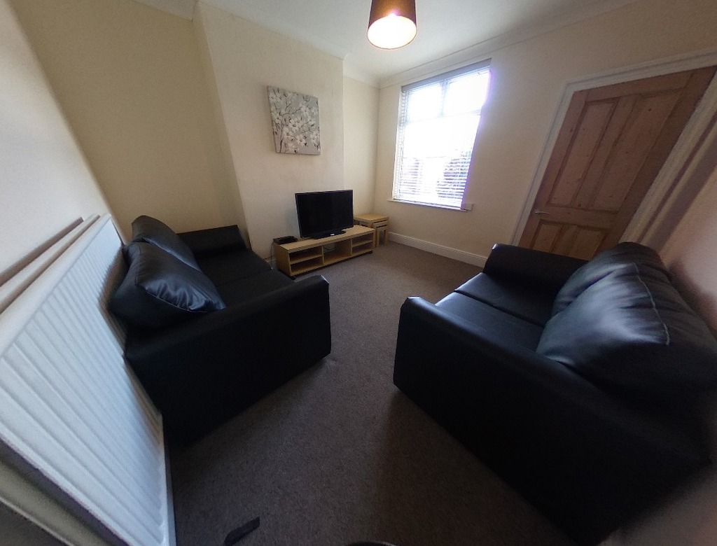 36 Dixon Street Lincoln Digs